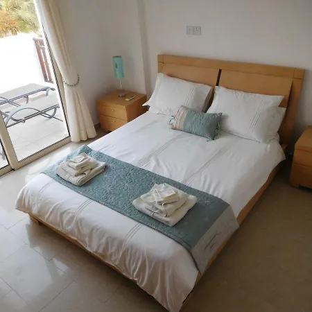 Vanessa 2 Bedroom Apartment Paphos Exterior photo