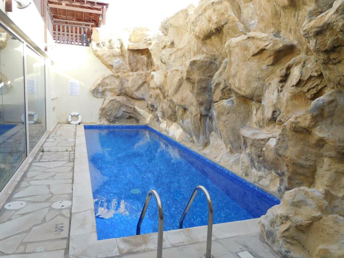 Vanessa 2 Bedroom * Πάφος